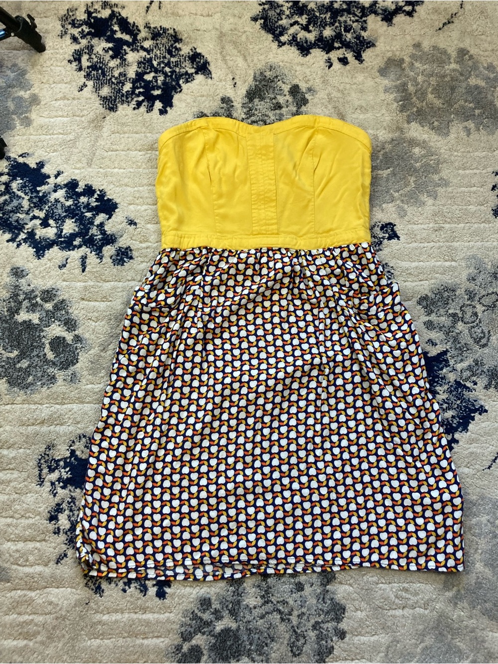 Xhilaration Yellow Zip-Top Garment